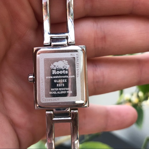 NWOT Roots Stainless Steel Women’s Watch - Picture 3 of 3